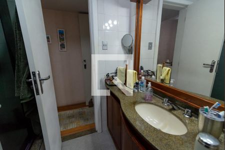 Apartamento à venda com 110m², 3 quartos e 1 vagaBanheiro da Suíte