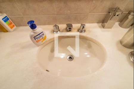 Apartamento à venda com 110m², 3 quartos e 1 vagaBanheiro Social