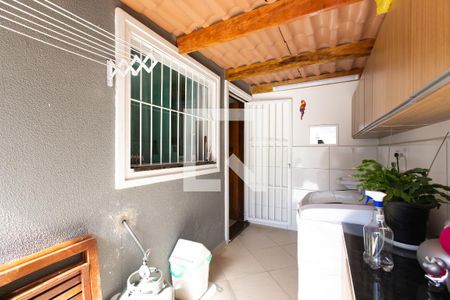 Casa à venda com 60m², 2 quartos e 2 vagas Casa à venda com 60m², 2 quartos e 2 vagasÁrea de Serviço
