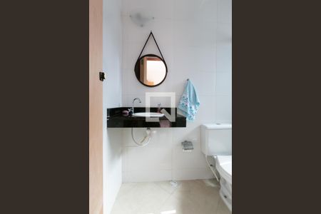 Casa à venda com 60m², 2 quartos e 2 vagas Casa à venda com 60m², 2 quartos e 2 vagasBanheiro da Suíte 2