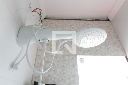 Casa à venda com 60m², 2 quartos e 2 vagas Casa à venda com 60m², 2 quartos e 2 vagasChuveiro