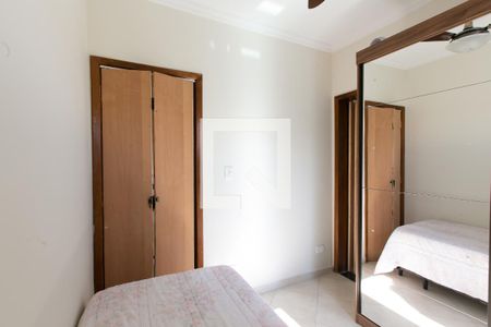 Casa à venda com 60m², 2 quartos e 2 vagas Casa à venda com 60m², 2 quartos e 2 vagasSuíte 2