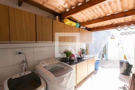 Casa à venda com 60m², 2 quartos e 2 vagas Casa à venda com 60m², 2 quartos e 2 vagasÁrea de Serviço