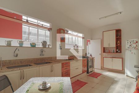 Apartamento à venda com 180m², 3 quartos e 2 vagasCozinha