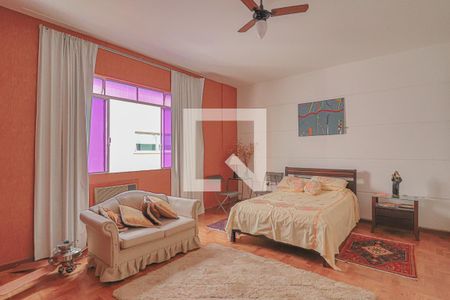 Apartamento à venda com 180m², 3 quartos e 2 vagasQuarto Suíte