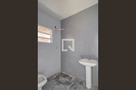 Casa para alugar com 80m², 2 quartos e 1 vagaBanheiro