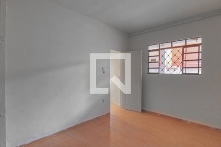 Quarto 1 de casa para alugar com 2 quartos, 80m² em Paraíso, Belo Horizonte