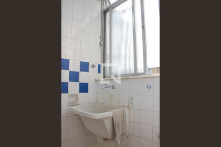 Apartamento à venda com 65m², 2 quartos e 1 vagaÁrea de Serviço