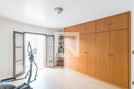 Casa à venda com 303m², 4 quartos e 4 vagasQuarto 3