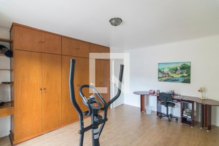 Casa à venda com 303m², 4 quartos e 4 vagasQuarto 3