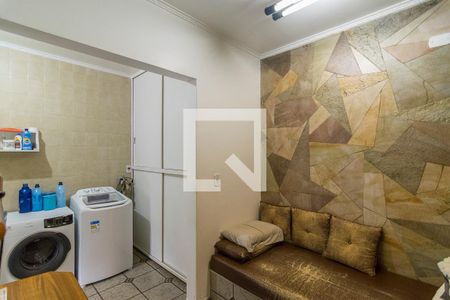 Casa à venda com 303m², 4 quartos e 4 vagasÁrea de Serviço