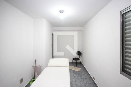 Casa à venda com 104m², 4 quartos e 3 vagas Casa à venda com 104m², 4 quartos e 3 vagasQuarto 02