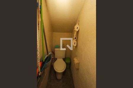 Casa à venda com 104m², 4 quartos e 3 vagas Casa à venda com 104m², 4 quartos e 3 vagaslavabo