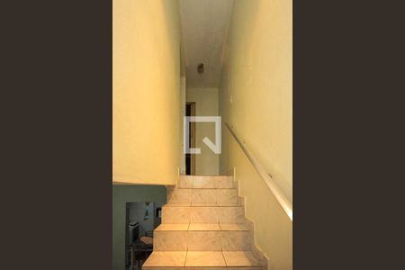 Casa à venda com 104m², 4 quartos e 3 vagas Casa à venda com 104m², 4 quartos e 3 vagasescada