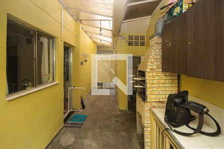 Casa à venda com 104m², 4 quartos e 3 vagas Casa à venda com 104m², 4 quartos e 3 vagasQuintal