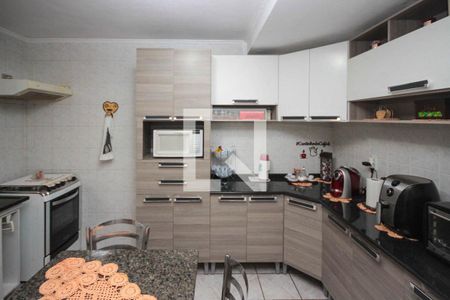 Casa à venda com 104m², 4 quartos e 3 vagas Casa à venda com 104m², 4 quartos e 3 vagasCozinha casa 02