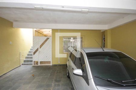 Casa à venda com 104m², 4 quartos e 3 vagas Casa à venda com 104m², 4 quartos e 3 vagasGaragem