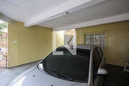 Casa à venda com 104m², 4 quartos e 3 vagas Casa à venda com 104m², 4 quartos e 3 vagasGaragem