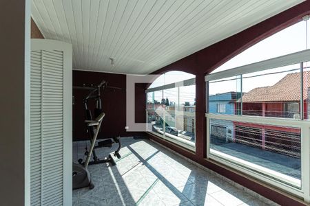 Casa para alugar com 200m², 2 quartos e 3 vagas Casa para alugar com 200m², 2 quartos e 3 vagasVaranda da suite