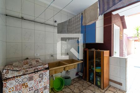 Casa para alugar com 200m², 2 quartos e 3 vagas Casa para alugar com 200m², 2 quartos e 3 vagasÁrea de serviço