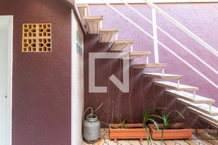 Casa para alugar com 200m², 2 quartos e 3 vagas Casa para alugar com 200m², 2 quartos e 3 vagasVista da cozinha