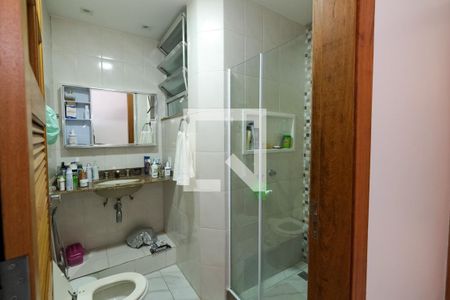 Apartamento para alugar com 100m², 3 quartos e 1 vaga Apartamento para alugar com 100m², 3 quartos e 1 vagaBanheiro Corredor