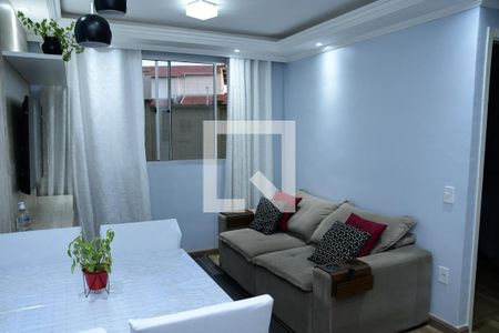 Sala de apartamento para alugar com 2 quartos, 38m² em Jardim Petrópolis, Cotia