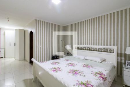 Suíte 1 de casa à venda com 4 quartos, 455m² em Vila Rosália, Guarulhos