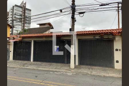 Casa à venda com 455m², 4 quartos e 5 vagasFachada