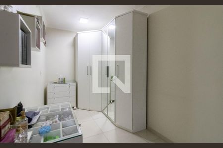 Closet da Suíte 1 de casa à venda com 4 quartos, 455m² em Vila Rosália, Guarulhos