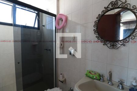 Apartamento à venda com 80m², 3 quartos e 2 vagasBanheiro da Suíte