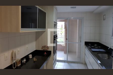 Apartamento para alugar com 147m², 3 quartos e 2 vagas