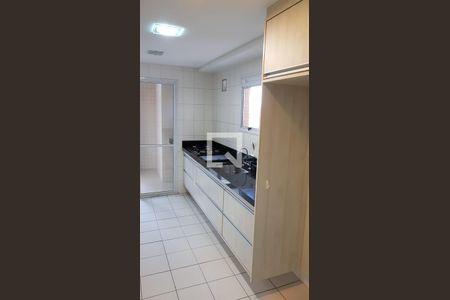 Apartamento para alugar com 147m², 3 quartos e 2 vagas