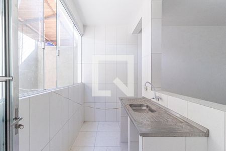 Cozinha de casa para alugar com 2 quartos, 80m² em São Pedro, Osasco