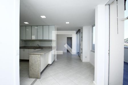 Corredor de apartamento à venda com 2 quartos, 150m² em Botafogo, Rio de Janeiro