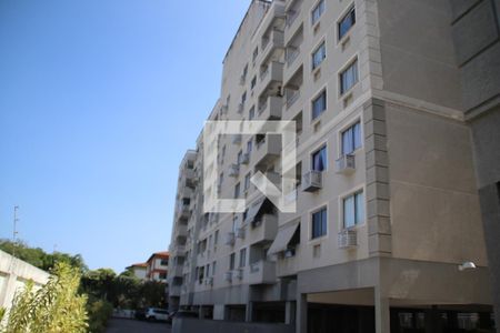 Fachada de apartamento à venda com 2 quartos, 50m² em Taquara, Rio de Janeiro