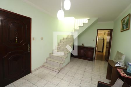 Casa à venda com 200m², 4 quartos e 2 vagasSala 
