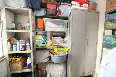 Casa à venda com 200m², 4 quartos e 2 vagasQuarto de Serviço