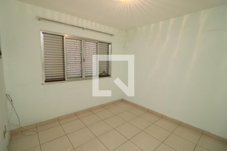 Casa à venda com 200m², 4 quartos e 2 vagasQuarto 