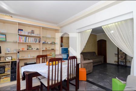 Sala de casa à venda com 2 quartos, 160m² em Jardim Moreira, Guarulhos