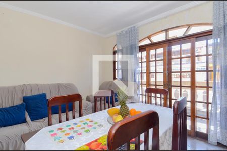 Sala de casa à venda com 2 quartos, 160m² em Jardim Moreira, Guarulhos