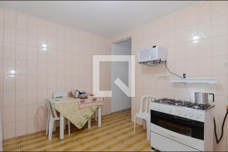 Casa à venda com 160m², 2 quartos e 2 vagasCozinha