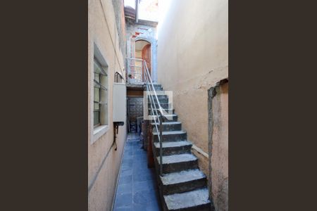 Casa à venda com 160m², 2 quartos e 2 vagasCorredor Lateral