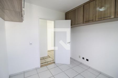 Quarto 1 de apartamento para alugar com 2 quartos, 50m² em Jardim Monte Alegre, São Paulo