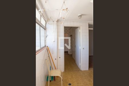 Apartamento à venda com 111m², 4 quartos e 1 vagaÁrea de Serviço