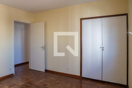 Apartamento à venda com 111m², 4 quartos e 1 vagaQuarto 2