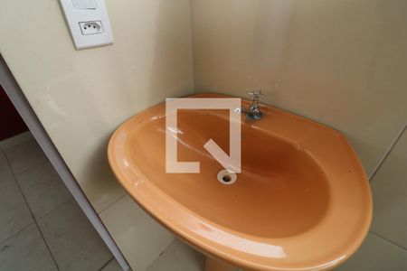Banheiro de casa para alugar com 1 quarto, 42m² em Cidade São Mateus, São Paulo