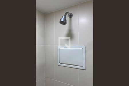 Apartamento à venda com 77m², 3 quartos e 1 vaga Apartamento à venda com 77m², 3 quartos e 1 vagaBanheiro social