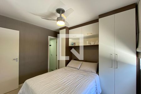 Apartamento à venda com 77m², 3 quartos e 1 vaga Apartamento à venda com 77m², 3 quartos e 1 vagaSuíte