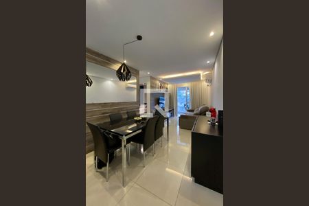 Apartamento à venda com 77m², 3 quartos e 1 vaga Apartamento à venda com 77m², 3 quartos e 1 vagaSala